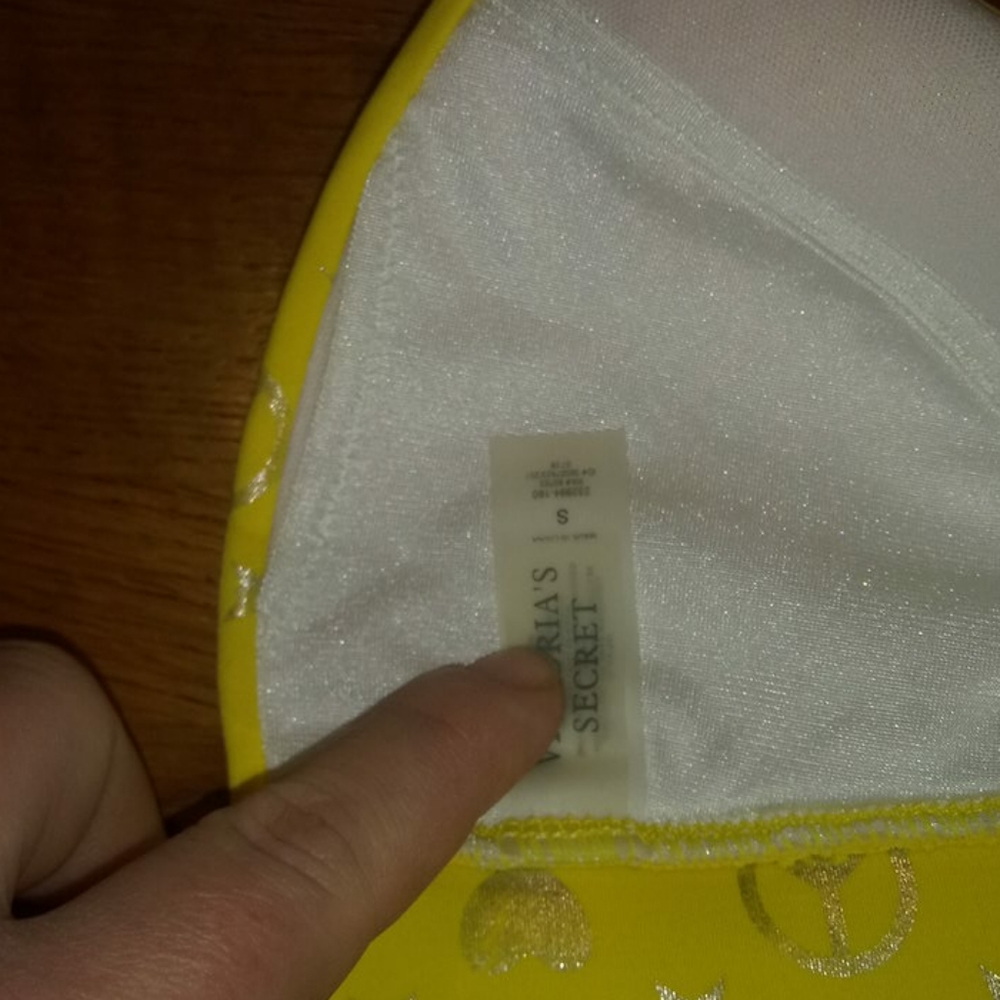 Swim suit - Picture 5 of 5